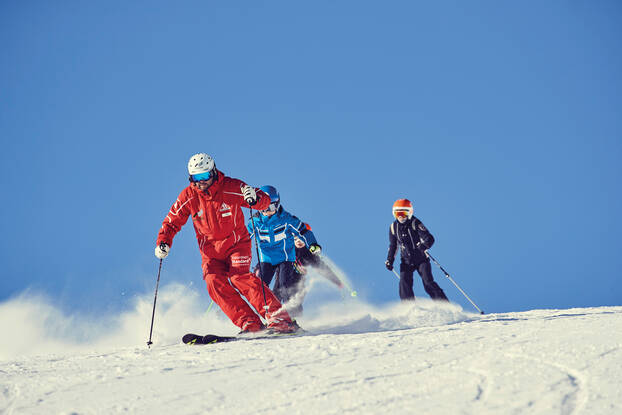 Jugend Skikurs in der Gruppe Jugend Skikurs in der Gruppe